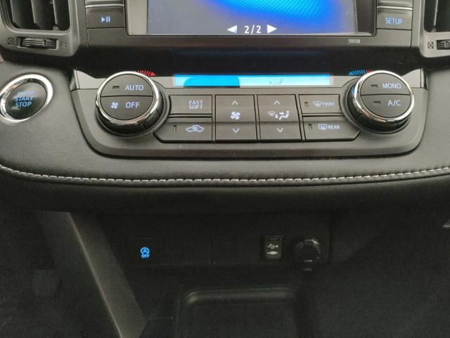 TOYOTA RAV 4 usata, con Luci diurne LED