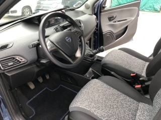 LANCIA Ypsilon usata, con Fendinebbia
