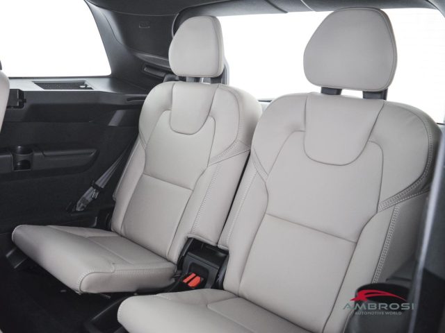 VOLVO XC90 usata 10