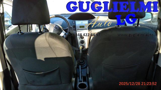 TOYOTA Yaris usata, con Isofix