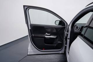 MERCEDES-BENZ GLA 200 usata, con Controllo automatico clima