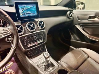 MERCEDES-BENZ A 180 usata, con Volante multifunzione