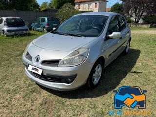 RENAULT Clio 1.2 16V 5 porte NEOPATENTATI