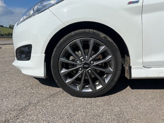 FORD Fiesta usata, con Servosterzo
