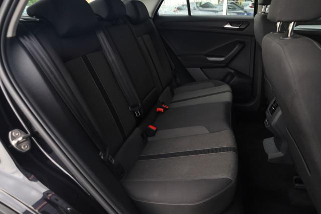 VOLKSWAGEN T-Roc usata, con Climatizzatore