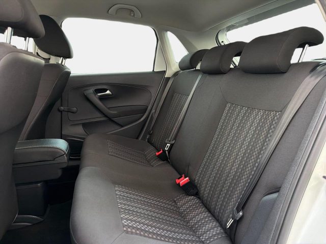 VOLKSWAGEN Polo usata, con Fendinebbia