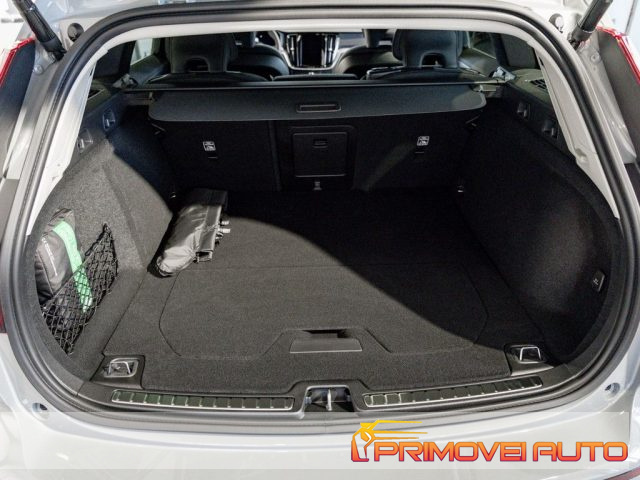 VOLVO V60 usata, con Specchietti laterali elettrici