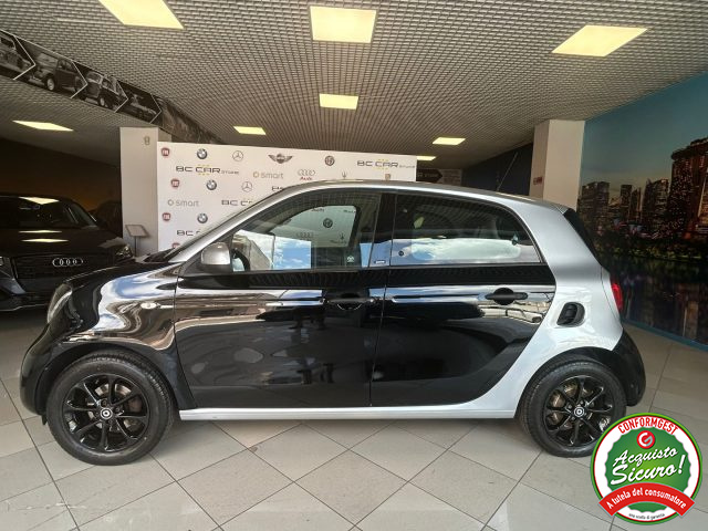 SMART ForFour usata, con Autoradio digitale