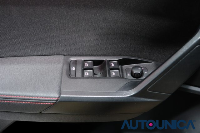 SEAT Arona usata, con Luci diurne