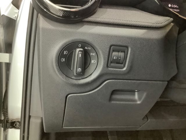 SKODA Fabia usata, con Autoradio digitale