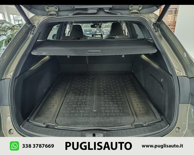 TOYOTA Corolla usata, con Telecamera per parcheggio assistito