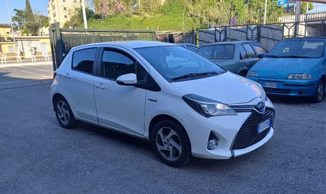 TOYOTA Yaris usata, con Airbag laterali