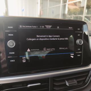 VOLKSWAGEN T-Roc usata 28