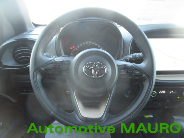 TOYOTA Aygo X usata, con Fari LED