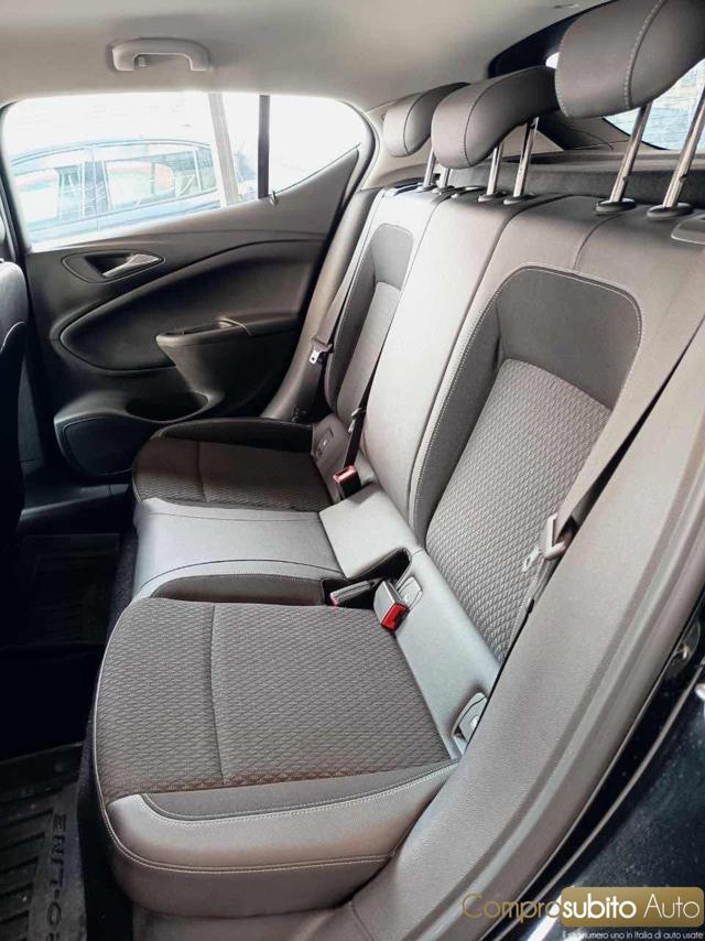 OPEL Astra usata, con Fendinebbia