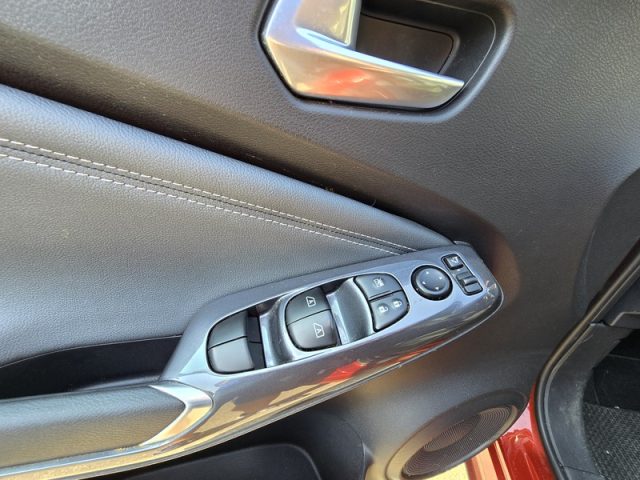 NISSAN Juke usata, con Autoradio