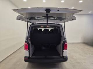 VOLKSWAGEN Caravelle usata 24
