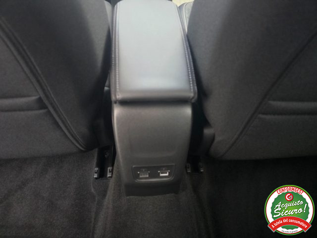 PEUGEOT 2008 usata, con Luci diurne LED