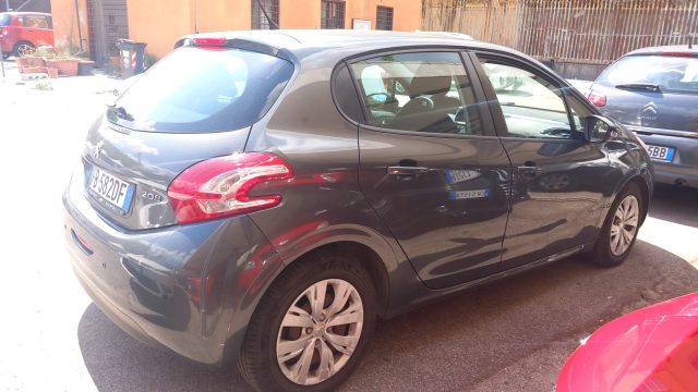PEUGEOT 208 usata, con Airbag Passeggero
