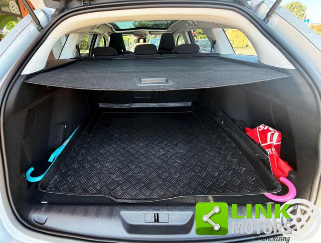 PEUGEOT 308 usata, con Sistema di navigazione