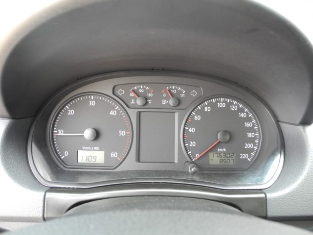 VOLKSWAGEN Polo usata, con Autoradio