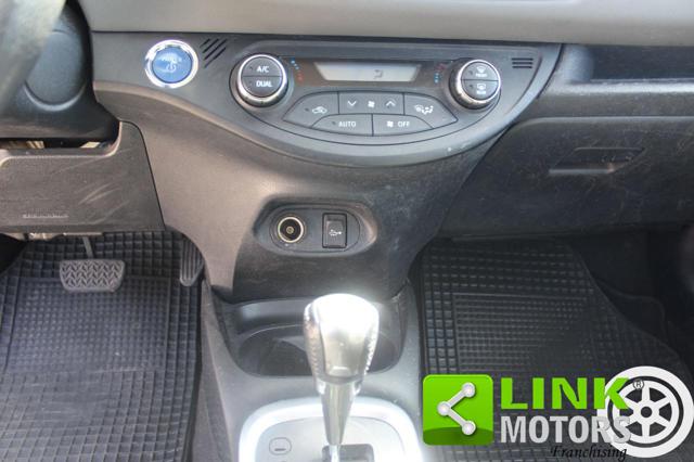 TOYOTA Yaris usata, con Volante multifunzione