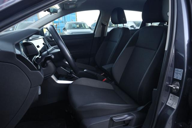 VOLKSWAGEN Taigo usata, con Autoradio