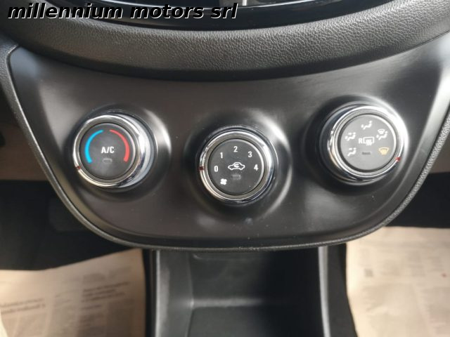 OPEL Karl usata, con Fendinebbia