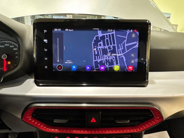 SEAT Arona usata, con USB