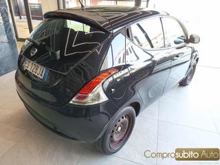 LANCIA Ypsilon usata, con Chiusura centralizzata
