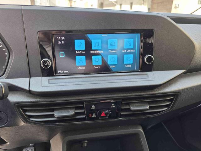 VOLKSWAGEN Caddy usata, con USB