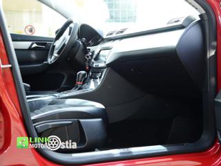 VOLKSWAGEN Passat usata 43