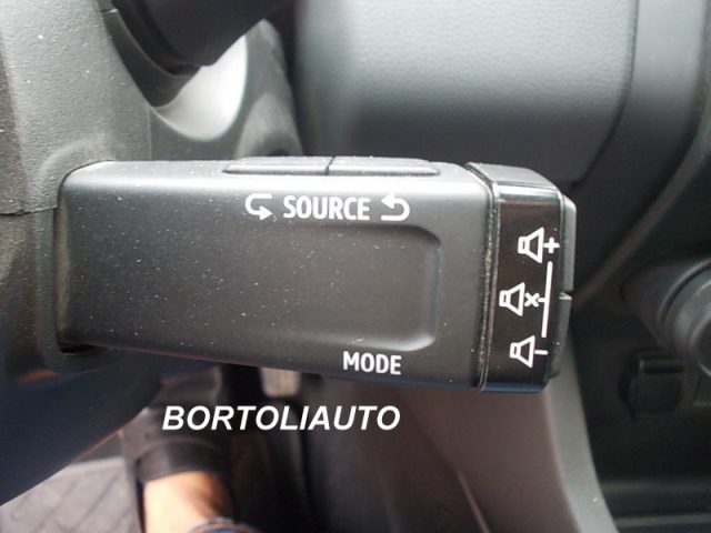 RENAULT Clio usata, con Vivavoce