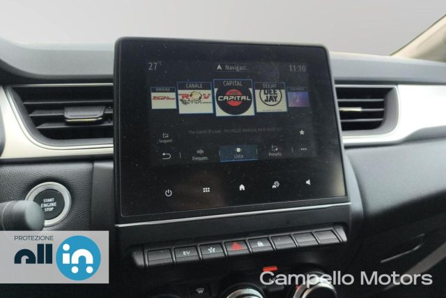 RENAULT Captur usata 9