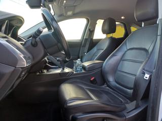 JAGUAR E-Pace usata, con Interni in pelle