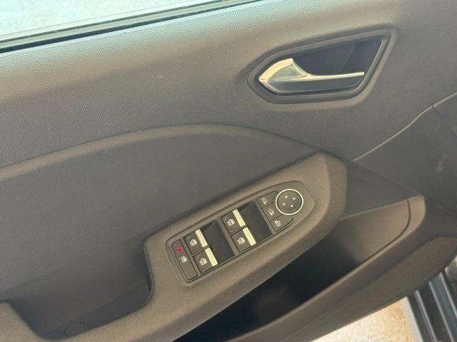 RENAULT Clio usata, con Controllo trazione