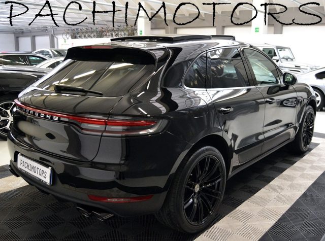 PORSCHE Macan usata, con Park Distance Control