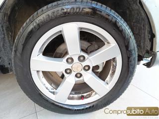 MITSUBISHI Outlander usata, con Airbag testa