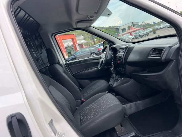 OPEL Combo usata, con Climatizzatore