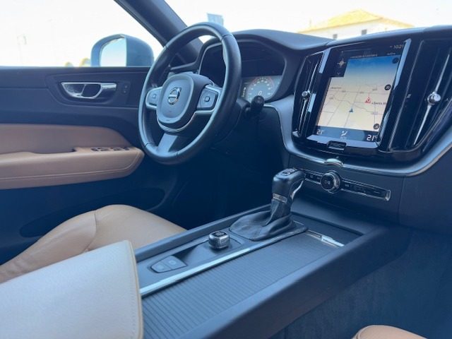 VOLVO XC60 usata, con Autoradio