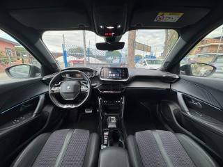 PEUGEOT 2008 usata, con Controllo trazione