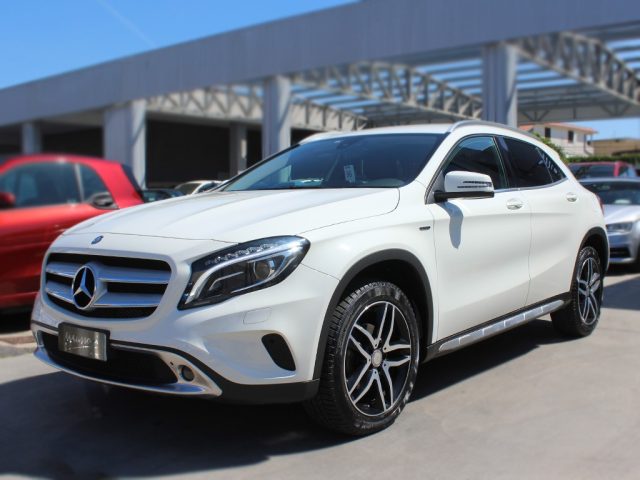 MERCEDES-BENZ GLA 200 usata, con Airbag laterali