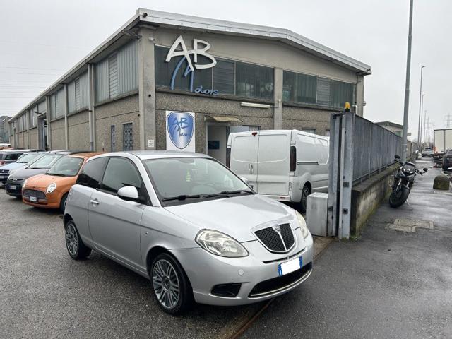 LANCIA Ypsilon usata, con ABS