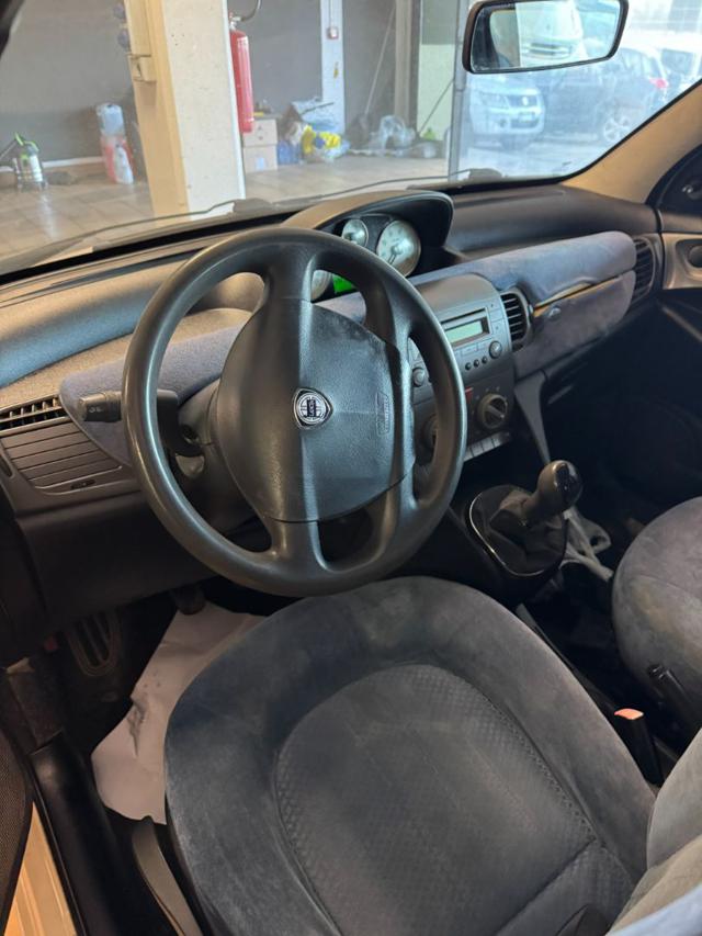 LANCIA Ypsilon usata, con Alzacristalli elettrici