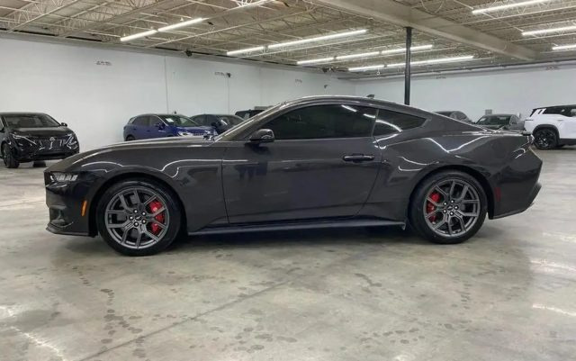 FORD Mustang usata, con Climatizzatore