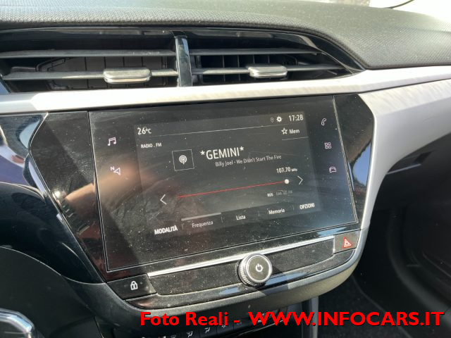 OPEL Corsa usata, con Touch screen