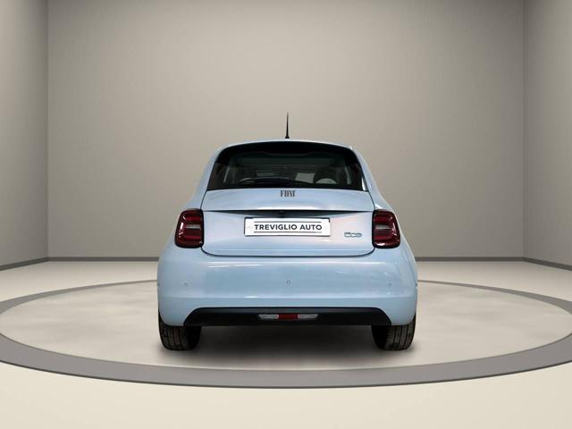 FIAT 500e usata, con Autoradio