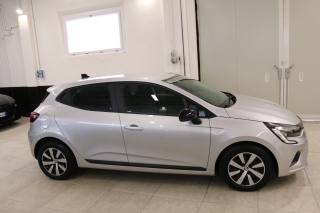 RENAULT Clio usata, con Climatizzatore