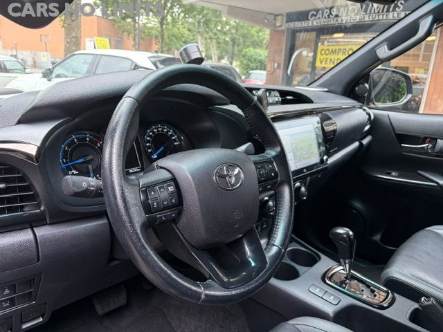 TOYOTA Hilux usata, con Controllo trazione