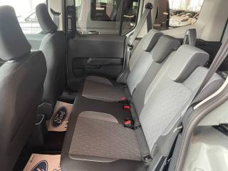 FORD Tourneo Courier usata, con Controllo trazione